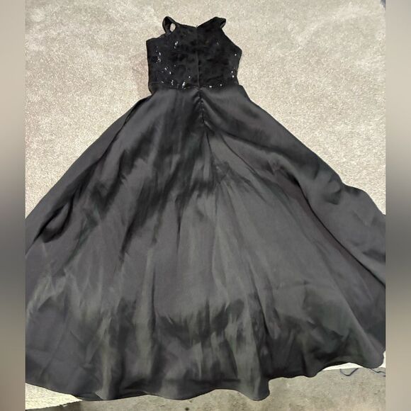 Windsor Black Formal Gala Dress Sz 4 Sequin Halter Top Dramatic Satin Skirt - Picture 5 of 9
